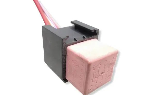 Opel Vivaro Other relay 8200308271