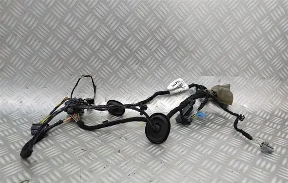 Volvo XC40 Front door wiring loom/harness boot P32218865AA