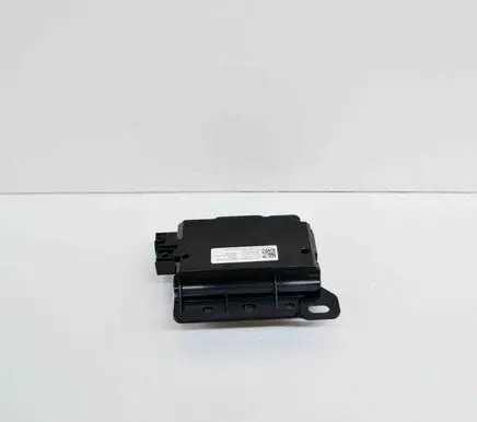 Tesla Model 3 USB control unit 109329500A