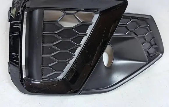 Audi A4 S4 B9 8W Front bumper lower grill 8W0807682AM