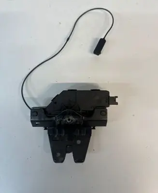 BMW 1 E81 E87 Tailgate/trunk/boot lock/catch/latch 7840617