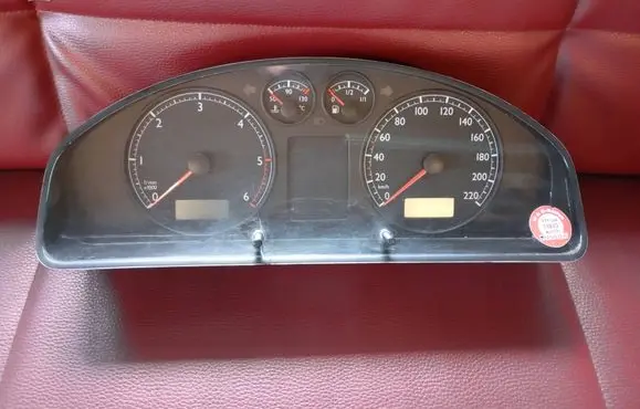 Volkswagen Multivan T5 Speedometer (instrument cluster) 7H5920850G