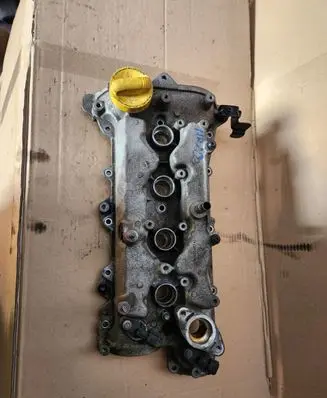 Renault Megane IV Rocker cam cover 132653841R