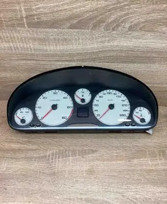 Peugeot 607 Speedometer (instrument cluster) 9648444280 81115607