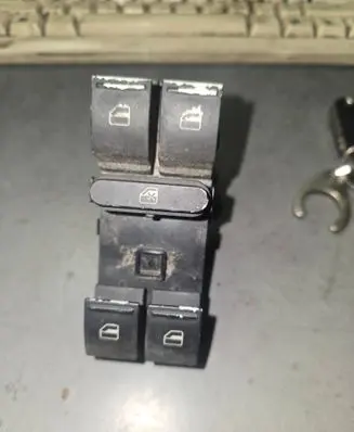 Volkswagen Touran I Electric window control switch 1K4959857 0833