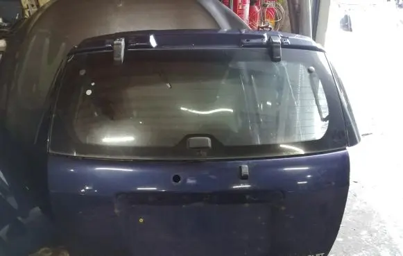 Chevrolet Captiva Tailgate/trunk/boot lid