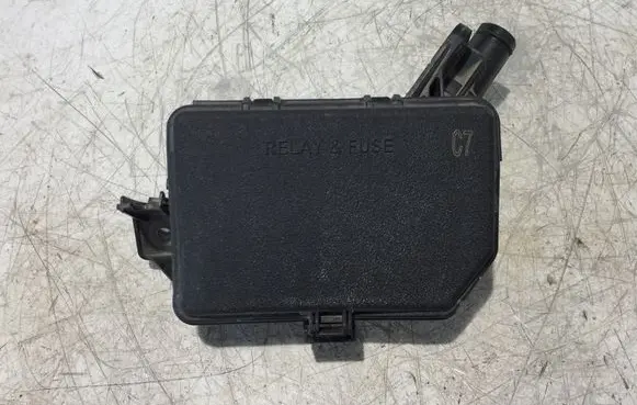 Toyota Yaris Fuse box set