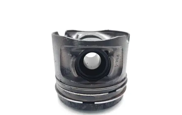 BMW 5 E60 E61 Piston N47D20A 084088