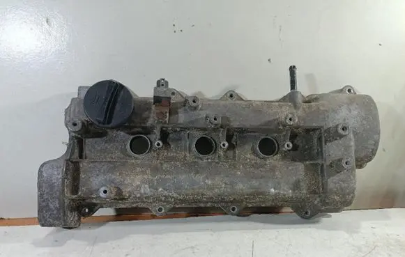 Hyundai Santa Fe Rocker cam cover 