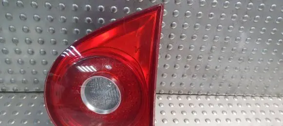 Volkswagen Golf V Tailgate rear/tail lights 1K6945108C