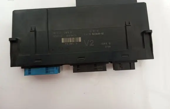 BMW 5 F10 F11 Comfort/convenience module 9228491 10681810