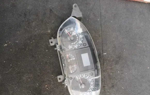 Iveco Daily 35.8 - 9 Speedometer (instrument cluster) 69502590