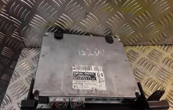 Lexus IS 200-300 Engine control unit/module 8966153210