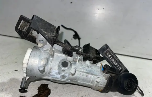 Skoda Octavia Mk2 (1Z) Ignition lock 1K0905851B