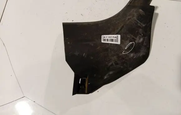 Toyota Avensis T270 Other interior part 6211105060 62111-05060