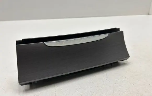 Volkswagen PASSAT B7 Ashtray (front) 3C0863284K