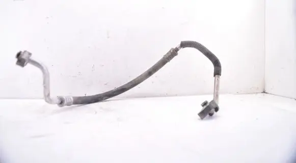 Toyota Avensis T250 Air conditioning (A/C) pipe/hose 
