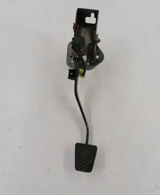KIA Sportage Brake pedal