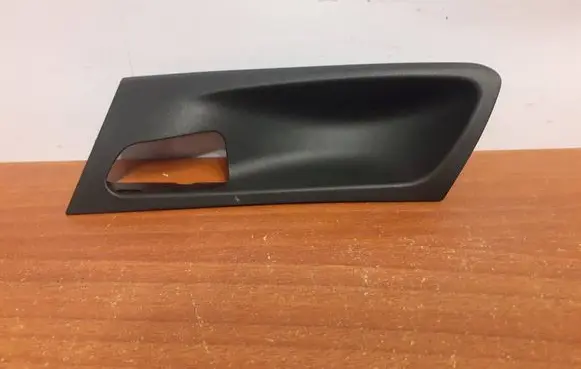 BMW X5 E70 Front door handle cover 6973735 P011826202 7137147