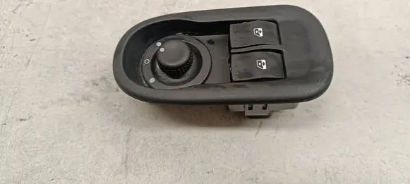 Renault Master III Electric window control switch MOULE9809
