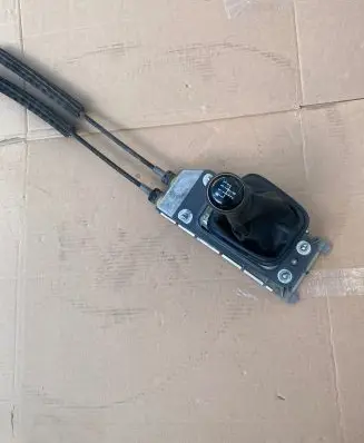 Volkswagen Polo V 6R Gear shifter/selector 6Q0711061E