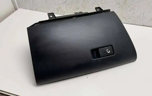 Volvo S60 Glove box 30755651