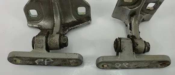 Mercedes-Benz Vaneo W414 Front door hinge set 