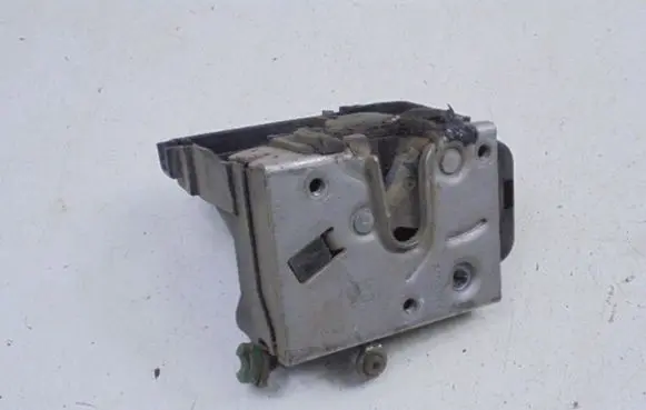 Opel Combo C Front door lock 24434882EN