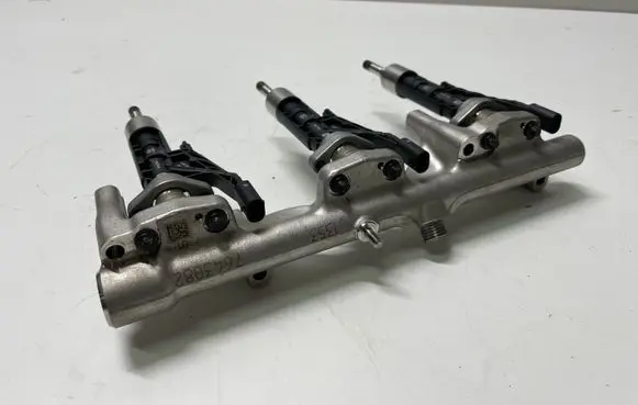 BMW 1 F20 F21 Fuel injection system set 7643082 0261500140