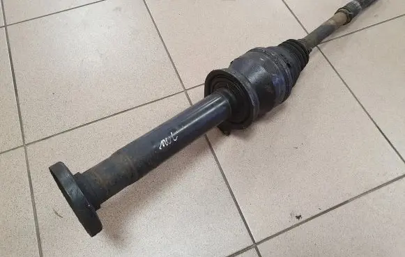 Volkswagen Multivan T5 Front driveshaft