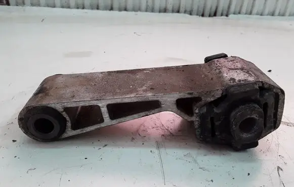 Ford Galaxy Gearbox mount