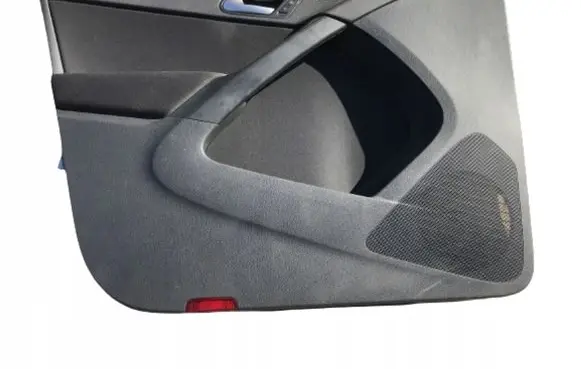 Volkswagen Tiguan Front door card panel trim 5N0867011