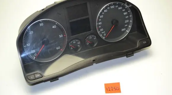 Volkswagen Golf V Speedometer (instrument cluster) 1K0920861B V0020000 VWZ7Z0D0779176