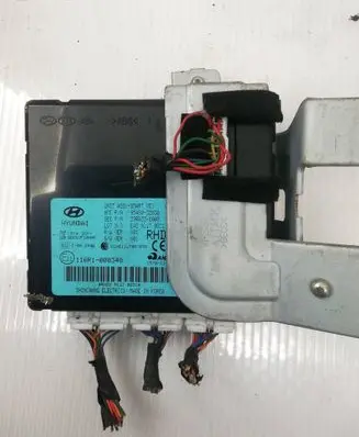 Hyundai i40 Other control units/modules 116RI000348