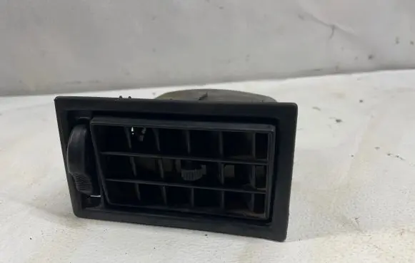 Volkswagen Multivan T4 Dashboard side air vent grill/cover trim 701819709 701819701 701819704