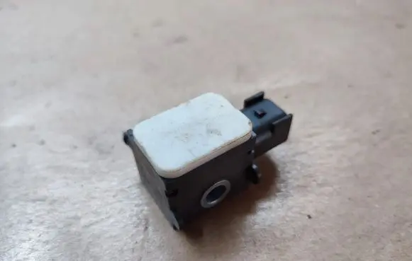Hyundai Santa Fe Airbag deployment crash/impact sensor 959202B000