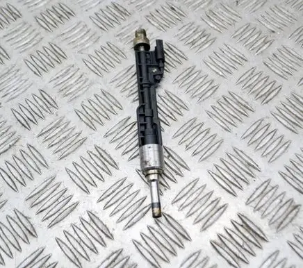 BMW 5 F10 F11 Fuel injector 10213541 0261500060