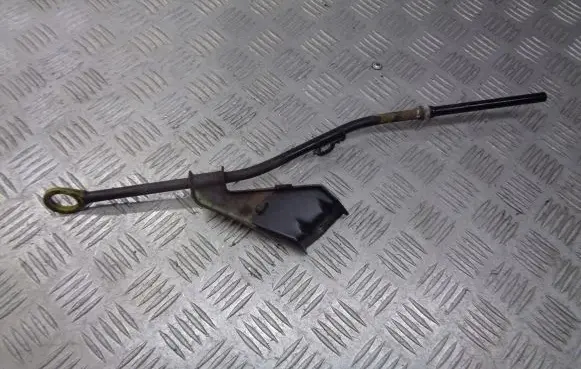 Toyota Avensis T250 Oil level dip stick 