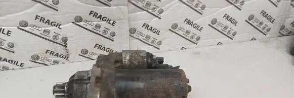 Volkswagen PASSAT B6 Starter motor 4T5831320