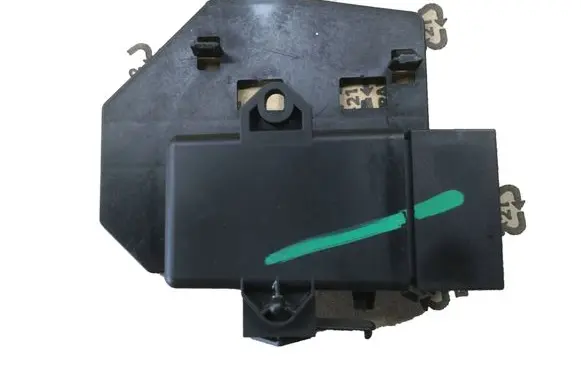 Volkswagen Touareg II Seat heating relay 3T0959772
