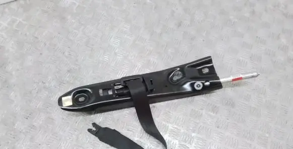 Volvo XC90 Front seatbelt 8639413 30780519