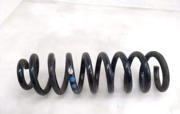 Mercedes-Benz E W213 Rear coil spring
