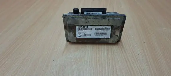 Renault Espace - Grand espace IV Gearbox control unit/module 8200256858 8200512207 YZHC008121