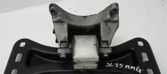 Mercedes-Benz SL R230 Gearbox mounting bracket
