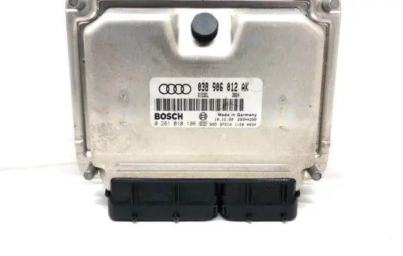 Audi A4 S4 B5 8D Engine control unit/module ECU 038906012AK