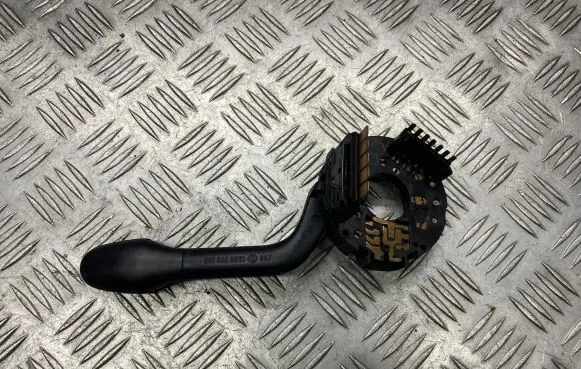 Volkswagen Polo III 6N 6N2 6NF Indicator stalk