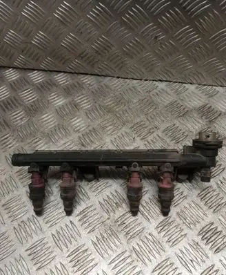 Renault Twingo I Fuel main line pipe 770009066