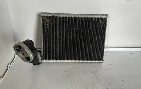 Audi A6 S6 C6 4F Air conditioning (A/C) radiator (interior) 4F0820103