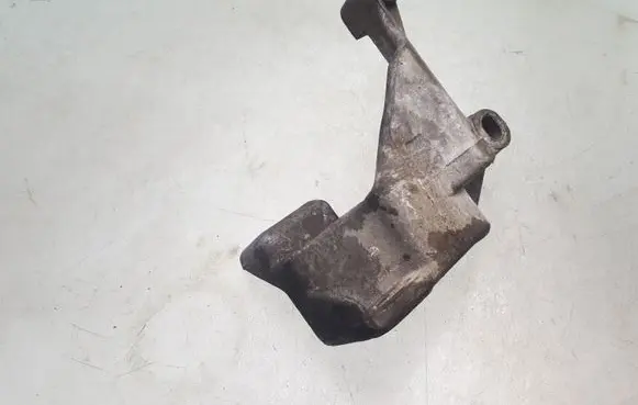 Audi 80 90 B3 Power steering pump mounting bracket 026145531D