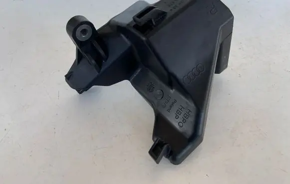 Headlight/headlamp mounting bracket